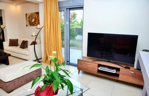 Diamond Rod Villa near Faliraki - Photo 15