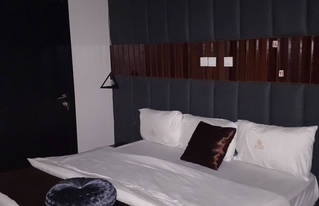 HOTEL D RITZ - Foto 15