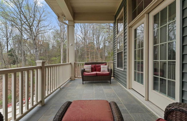 Sleeps 22, Lakefront w/ Private Dock & Pool, 2 Houses Lake Living by Avantstay - Foto 61