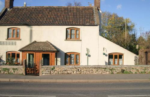 The Cottage - Photo 1