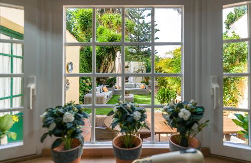 House with cozy garden BBQ and free parking - Foto 46