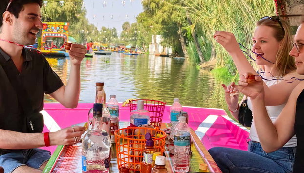 Giro in trajinera a Xochimilco - Foto 2, A bordo della trajinera a Xochimilco