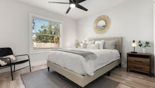 Relaxing 2BR Florida Home Close to Beach - Foto 2