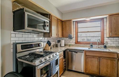 Wonderstruck on Wendover- 20 Mins to Downtown - Foto 10