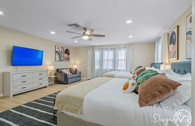 8 BR Heated Pool & Soccer Field - Photo 9