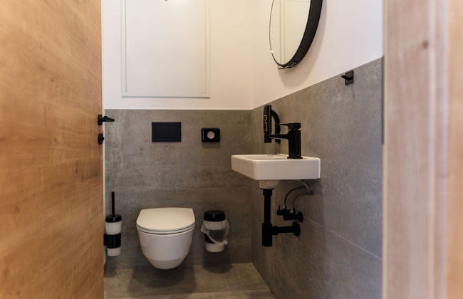 Pure Alpine Suites - Photo 42