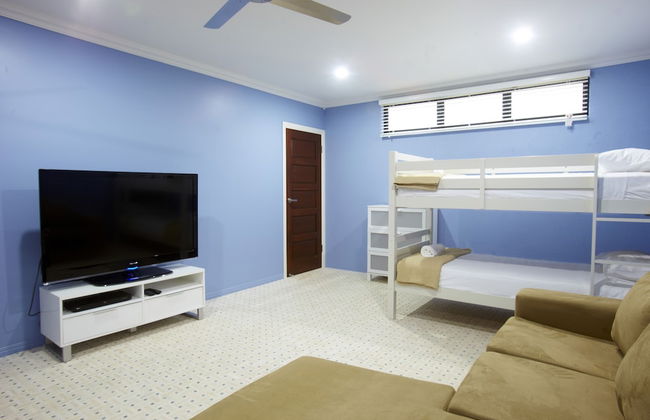 Beached on Magnetic - Photo 5