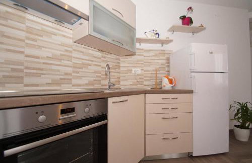 Apartman Andrea - Photo 11