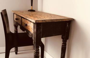 Elégante maison familiale au cœur des remparts de la citadelle - Foto 26