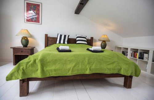Duplex with terrace in Alfama, Central Lisbon - Photo 21
