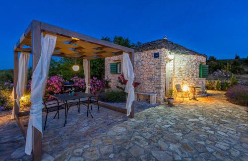 Magical Island Home - Photo 23