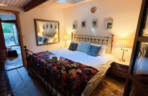 Tree-Tops Treehouse Eco Retreat - Photo 19