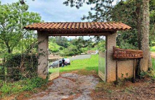 Sítio c/ Piscina, Churrasqueira e Sala de Jogos - Foto 35