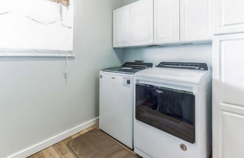 Serenity found King Bed Near Beach Three Little Birds - Foto 21