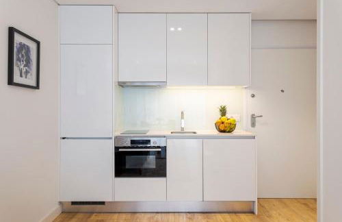 Studio w/ Terrace, Pool & Gym | Antas by Host Wise - Foto 4