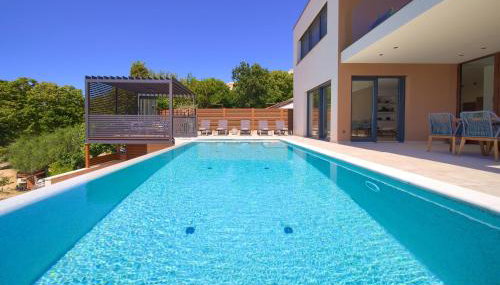 Villa Viverum with heated salt water pool - Foto 5, sunbed