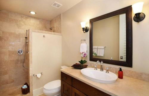 D211 Second Floor 3-bedroom Poolside Lanai - Foto 24