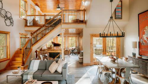 Secluded Catskills 3BR with Hot Tub & Roof Deck - Foto 3