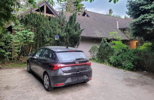 Leśny dom z basenem w okolicy Zegrza - Foto 23