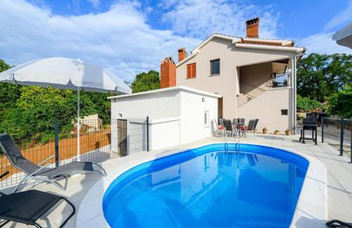 Spacious Apartment in Markoci - Foto 8