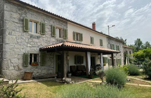 Villa Mavrici, Nature Paradise with pool - Foto 5