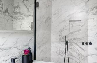 Luxury Family Home in Central Windsor with Large Garden, Games Room, Office, Parking & Pet-Friendly - Photo 9