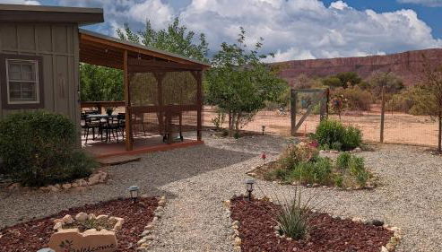 Basecamp Bluff - Bungalow with Patio, Dogs Welcome - Foto 4, Garden