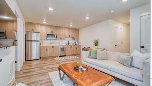 Stay Portland - The Madison Farmhouse - Vintage Shops & Espresso - Foto 2