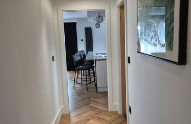 Newly Renovated Flat with Parking space - Foto 16