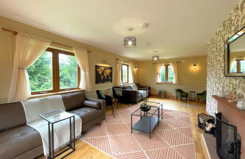 Spectacular 7BR House Hot Tub and Gardens in Gretna - Pass the Keys - Foto 16