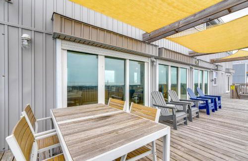BBQs and Decks Oceanfront Surfside Beach Home - Photo 24