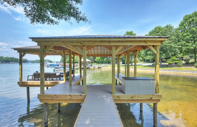 Dock Holiday by Avantstay Custom Home New Dock - Foto 8