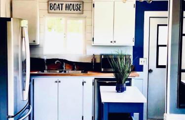 Beautiful Oceanview Retreat 2 Bedroom Home - Foto 17