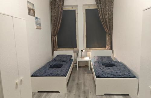 Work and Stay Lüdenscheid 8 Betten 4 Schlafzimmer 2 Duschen mit Billiard und Beamer - Foto 32