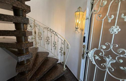 Timeout Apartment - Photo 11