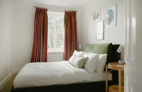 Trinity Farmhouse - Stunning House & Gardens! - Foto 44