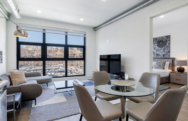 Dharma Home Suites Hoboken at Novia - Foto 58