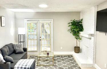 Cozy retreat 1Br 1Ba near hospital and tollway - Foto 1