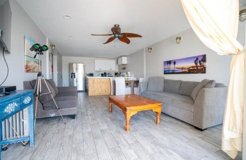 BEACHFRONT COTTAGE LOWER UNIT - Photo 16