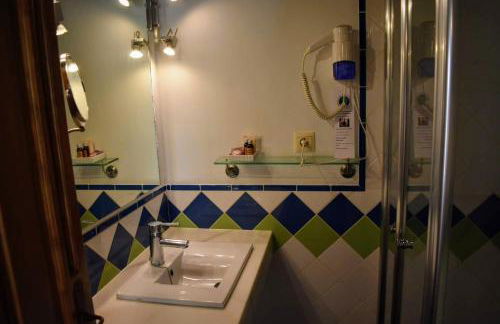 Apartamentos Turísticos Alhambra - Photo 80