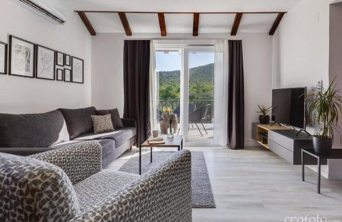 Grandfather's House - Photo 24