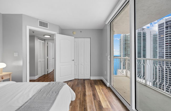 Chic Brickell Condos – Prime Location - Foto 14