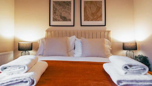 Ashton 2BR Escape near Historical Town Market - Foto 2