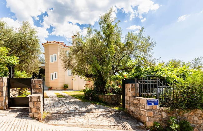 Verga Majestic Sunsets - Elegant Chic Retreat - Photo 43