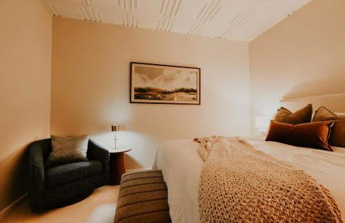 Timeless Modern Luxury at Bellerive on the River - Photo 34