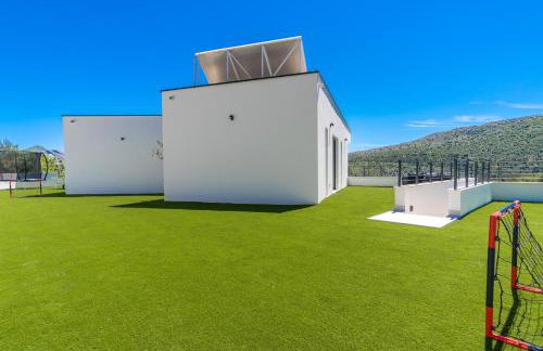 Villa Top Hill, heated infinity pool, Jacuzzi, Sauna, 5 en-suite bedrooms, a Media room - Foto 19