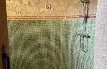 Maison en pierre cosy avec piscine privé - Foto 18