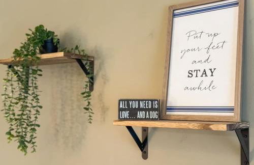 Cozy Cottage private back yard and free coffee - Foto 13