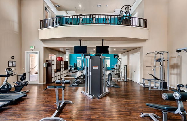 Platinum Triangle Apartments - Foto 24