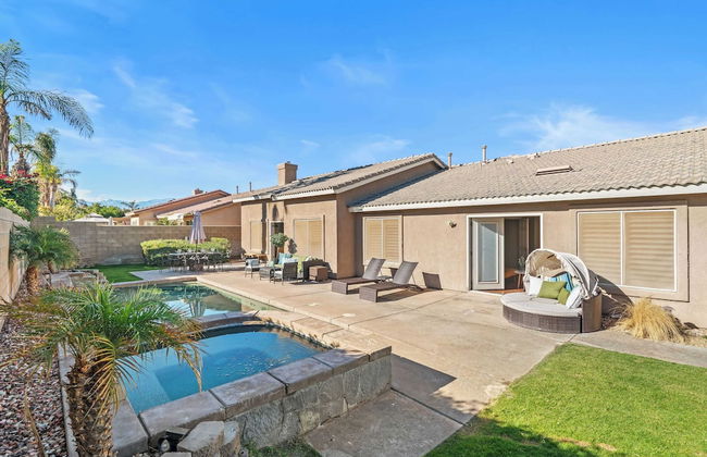 La Quinta Desert Haven Luxe Stay w/ Private Pool, Hot Tub, Pool Table - Foto 39